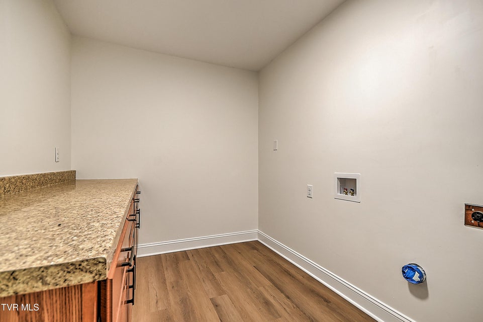 Photo #41: 4216 Maplewood Street