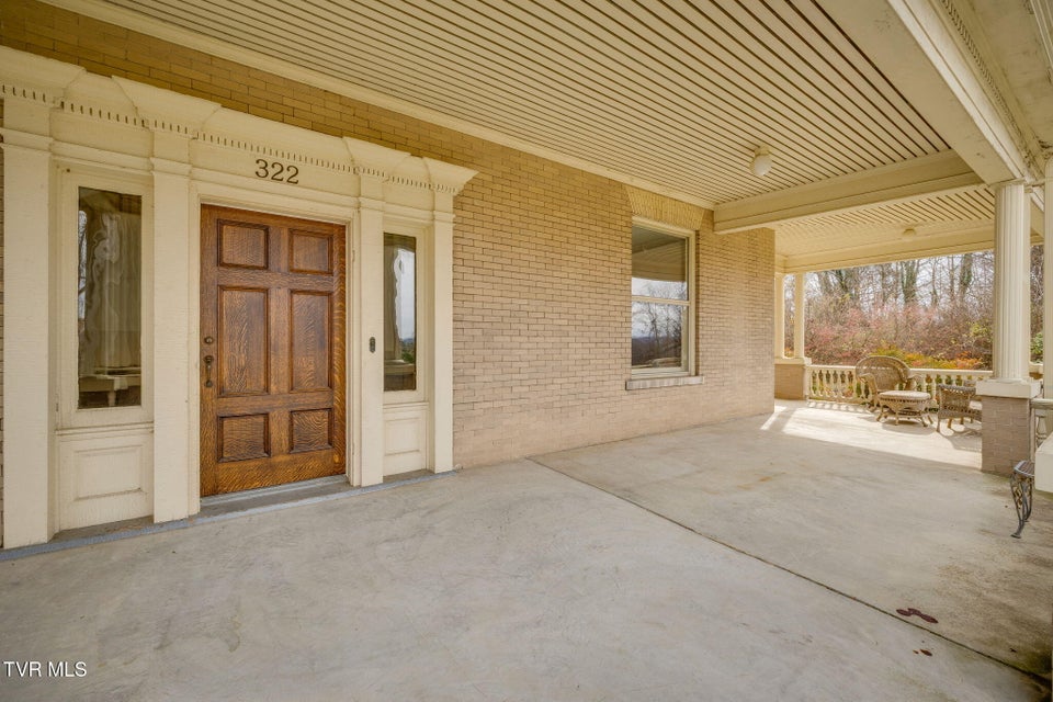 Photo #7: 322 Spruce Street