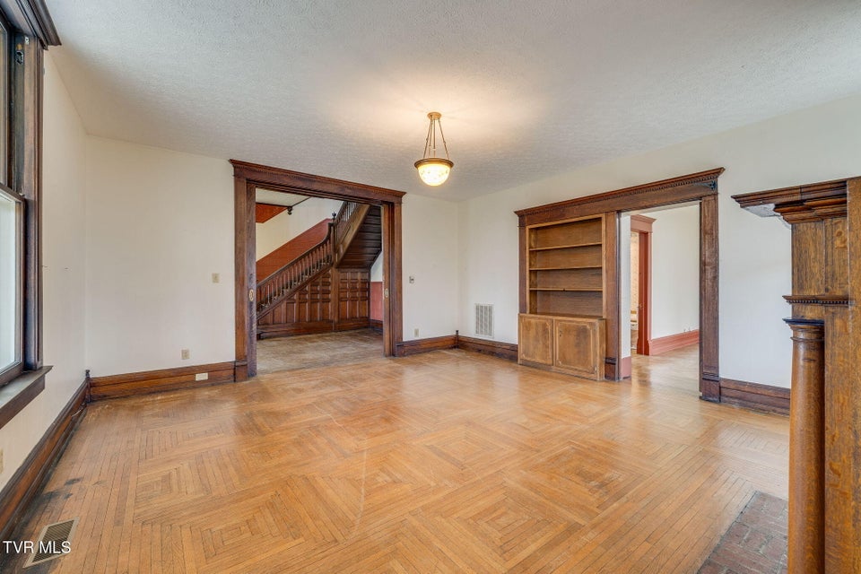 Photo #38: 322 Spruce Street