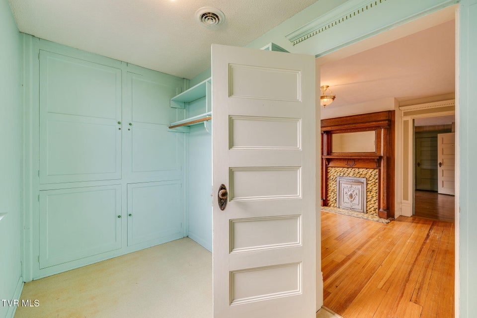 Photo #54: 322 Spruce Street