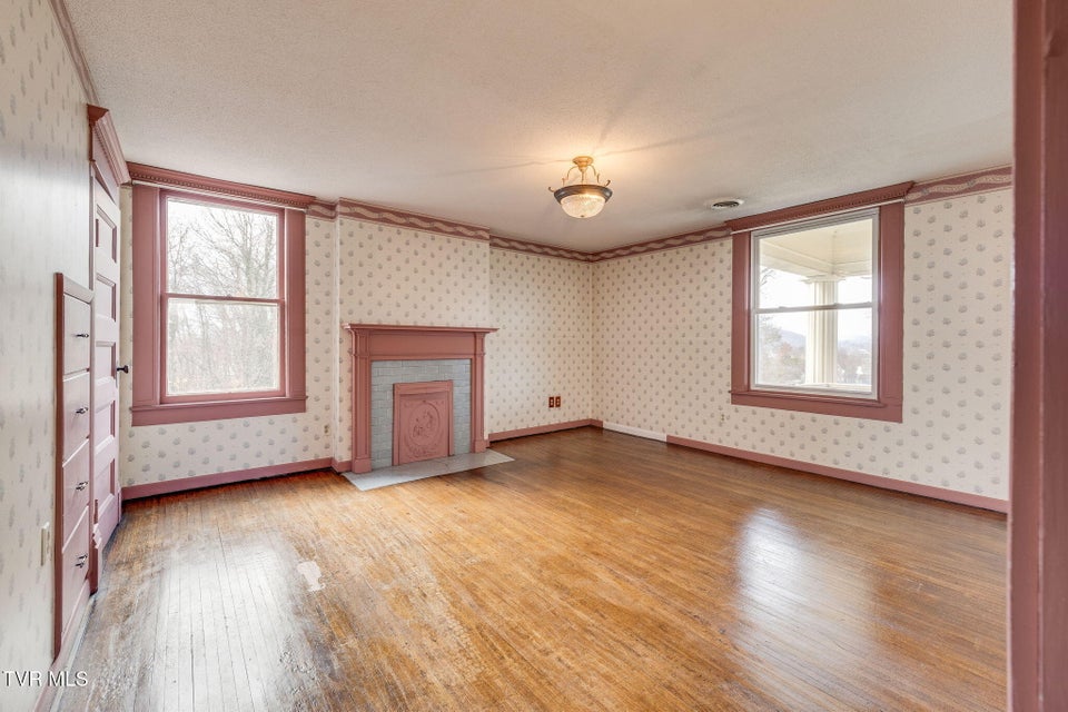 Photo #55: 322 Spruce Street