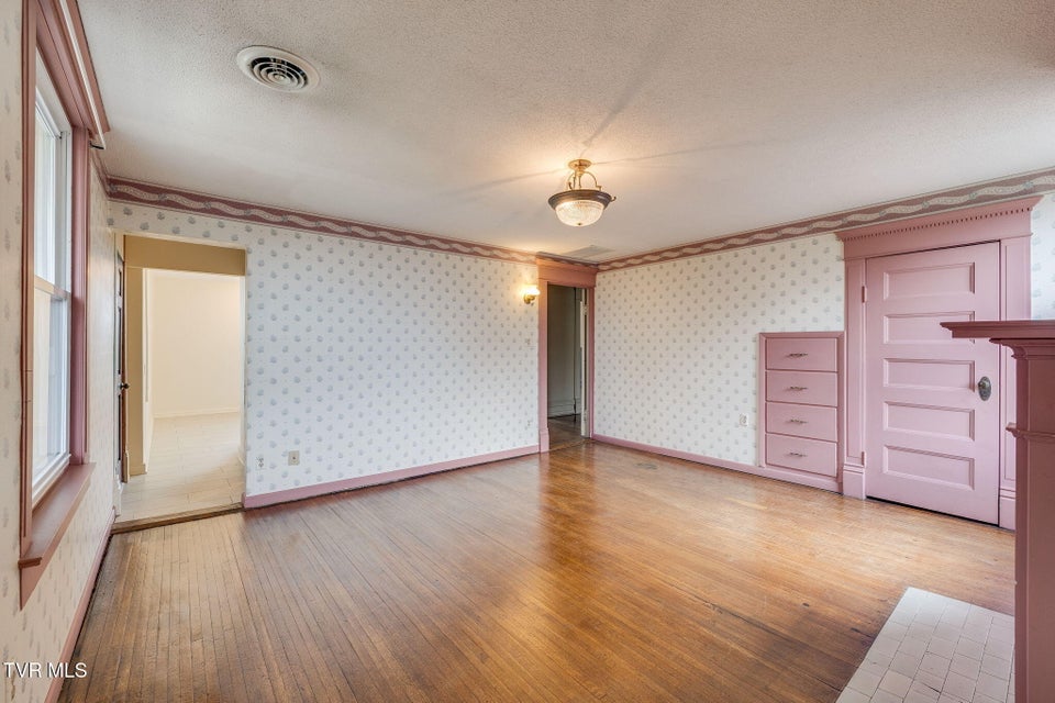 Photo #56: 322 Spruce Street