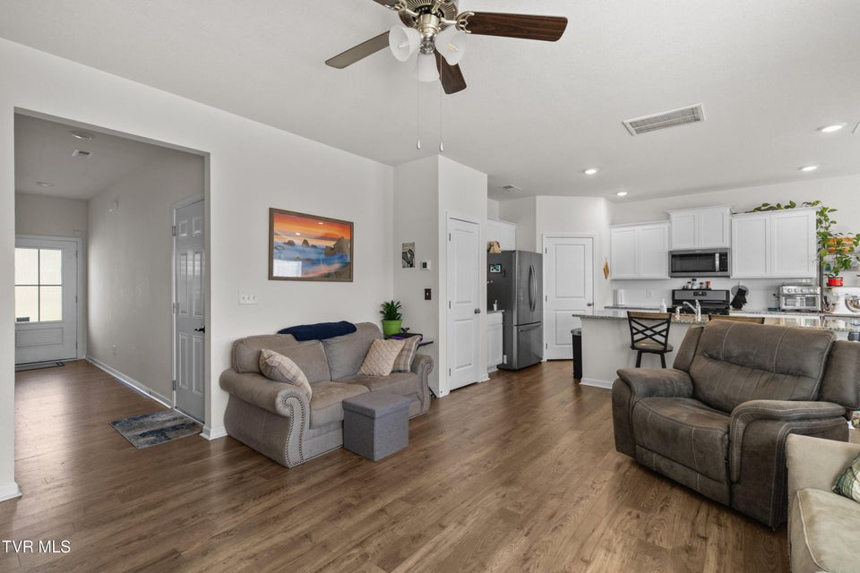 Photo #8: 573 Cliff Street