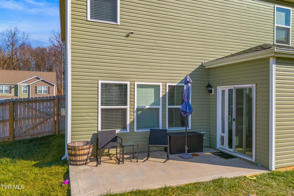 Photo #29: 573 Cliff Street