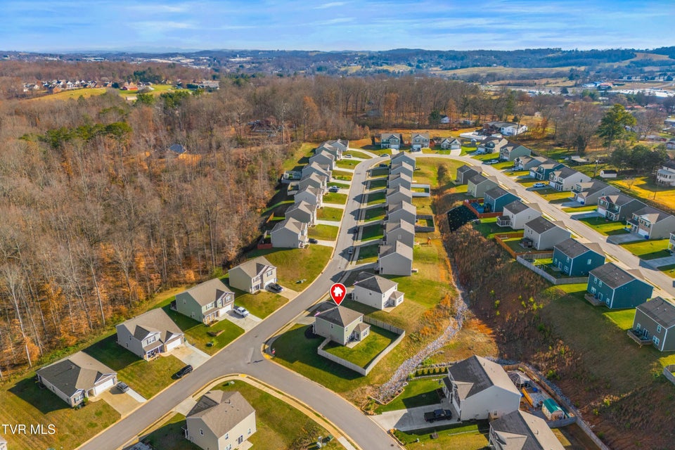 Photo #33: 573 Cliff Street