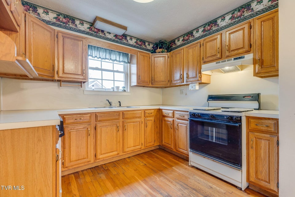 Photo #14: 805 Watauga Street