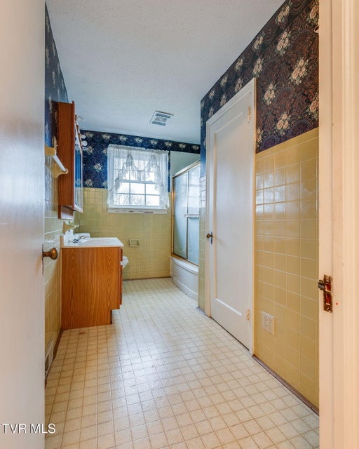 Photo #24: 805 Watauga Street