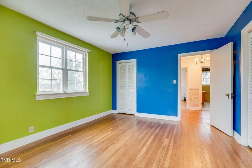 Photo #28: 805 Watauga Street