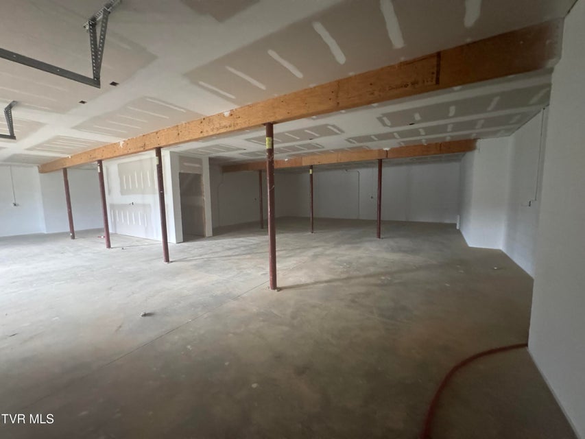 Photo #9: 3 Morning Glory Terrace