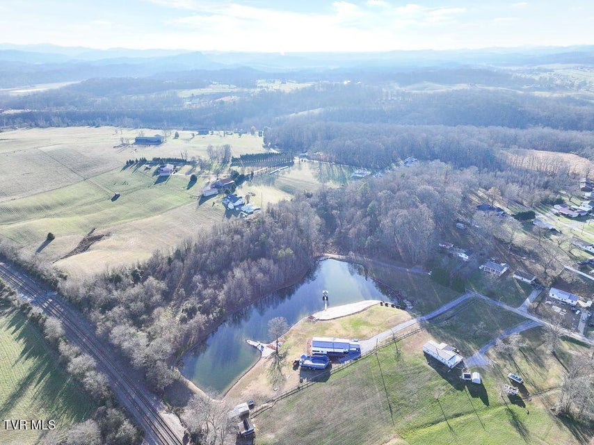 Photo #2: 148 Reynolds Avenue