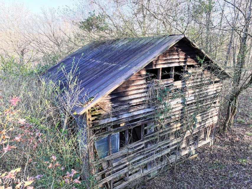 Photo #15: 148 Reynolds Avenue