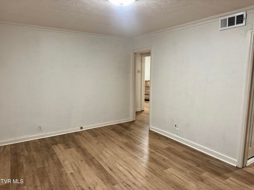 Photo #4: 353 Sewanee Avenue