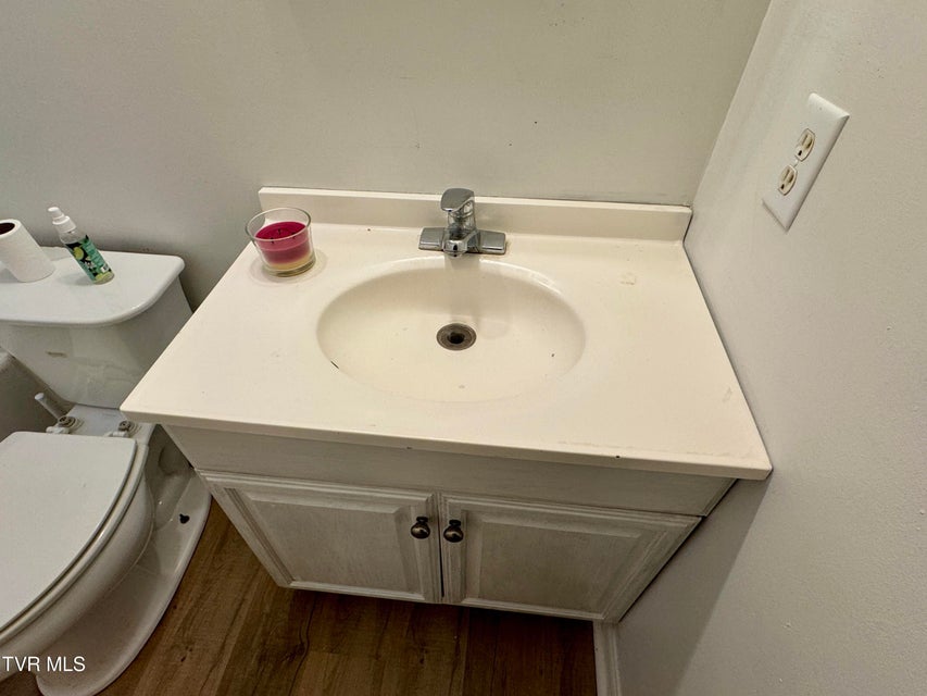 Photo #14: 353 Sewanee Avenue