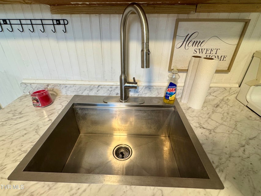 Photo #17: 353 Sewanee Avenue