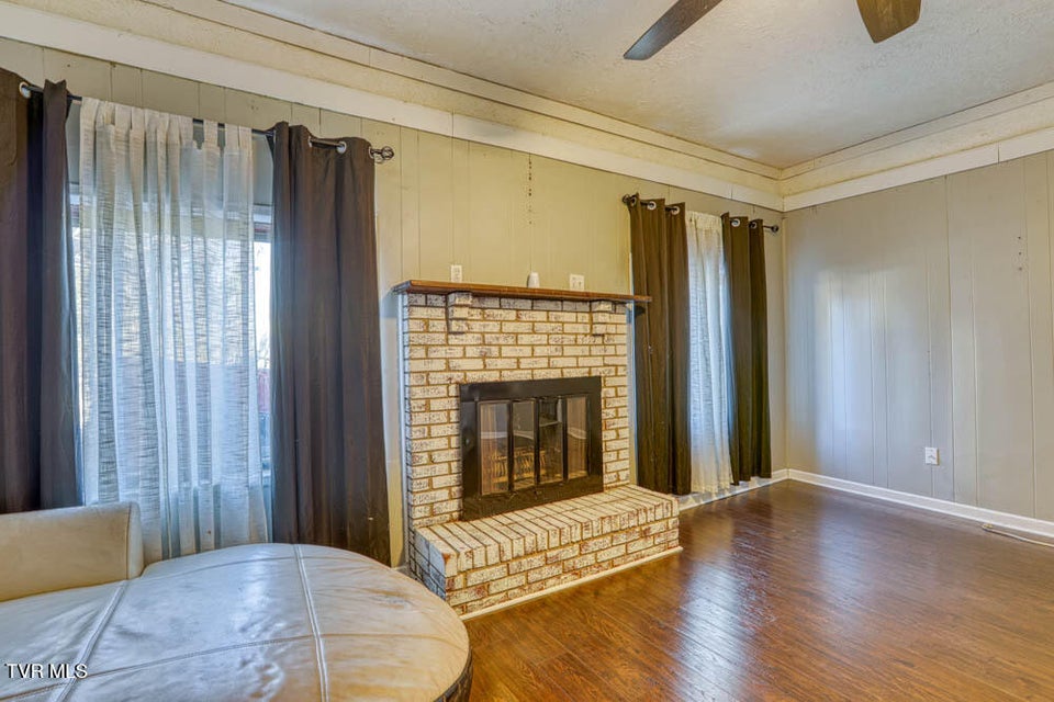 Photo #12: 1116 5th Street