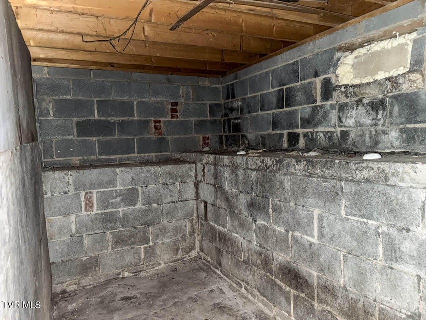 Photo #25: 1116 5th Street