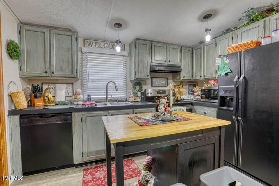 Photo #21: 276 Burem Road