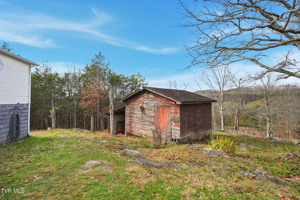 Photo #6: 490 Courthouse Drive