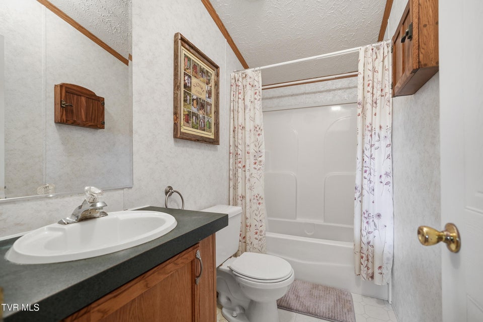 Photo #12: 490 Courthouse Drive