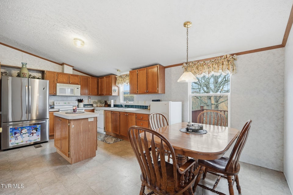 Photo #28: 490 Courthouse Drive