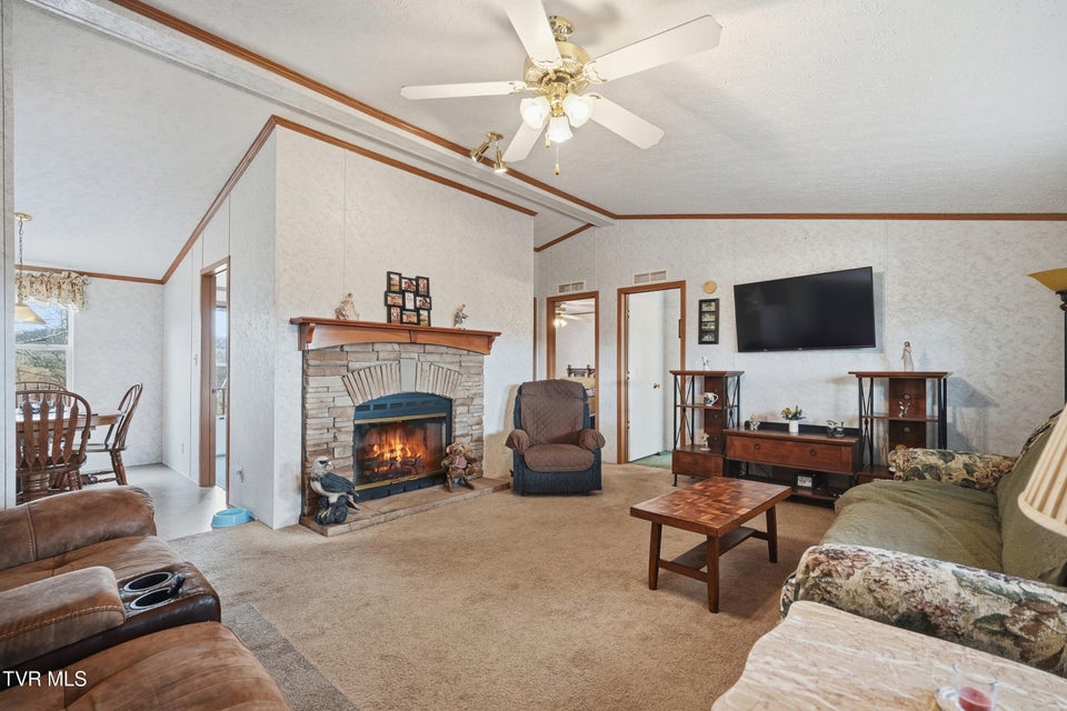 Photo #31: 490 Courthouse Drive