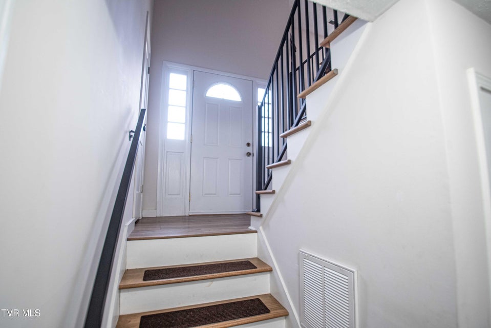 Photo #31: 259 Adams Street