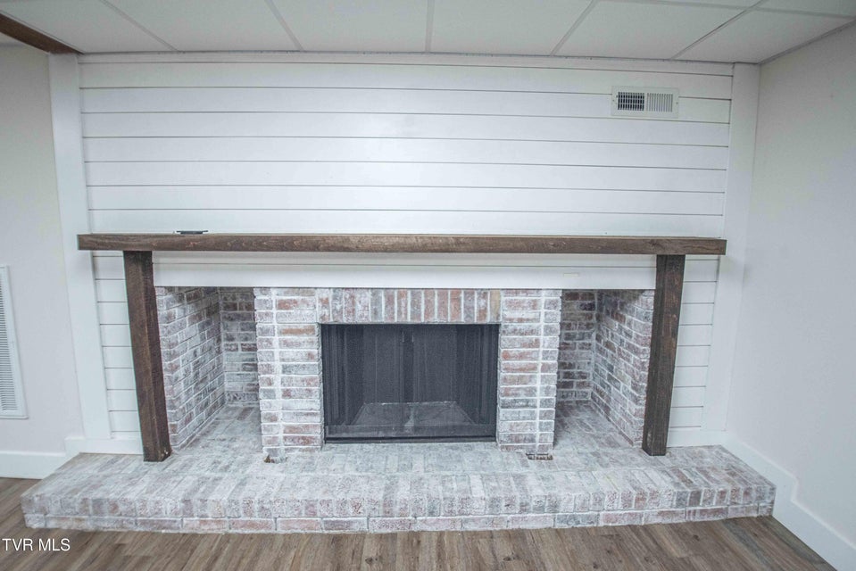 Photo #35: 259 Adams Street