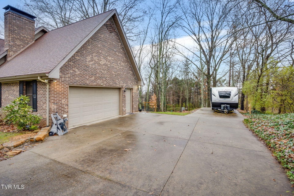 Photo #44: 1934 Old Walnut Lane