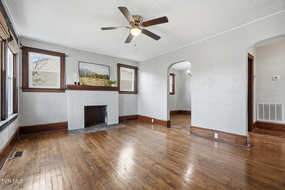 Photo #4: 1614 Broad Street