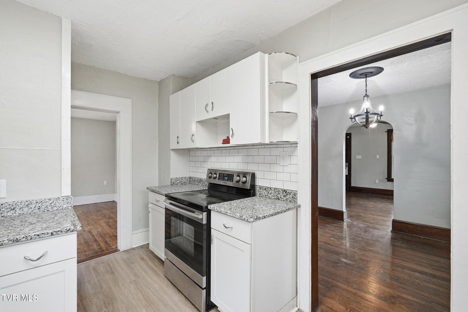 Photo #7: 1614 Broad Street