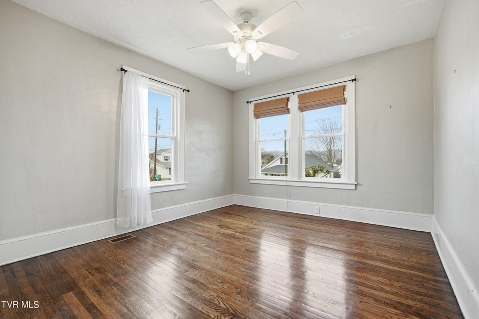 Photo #14: 1614 Broad Street