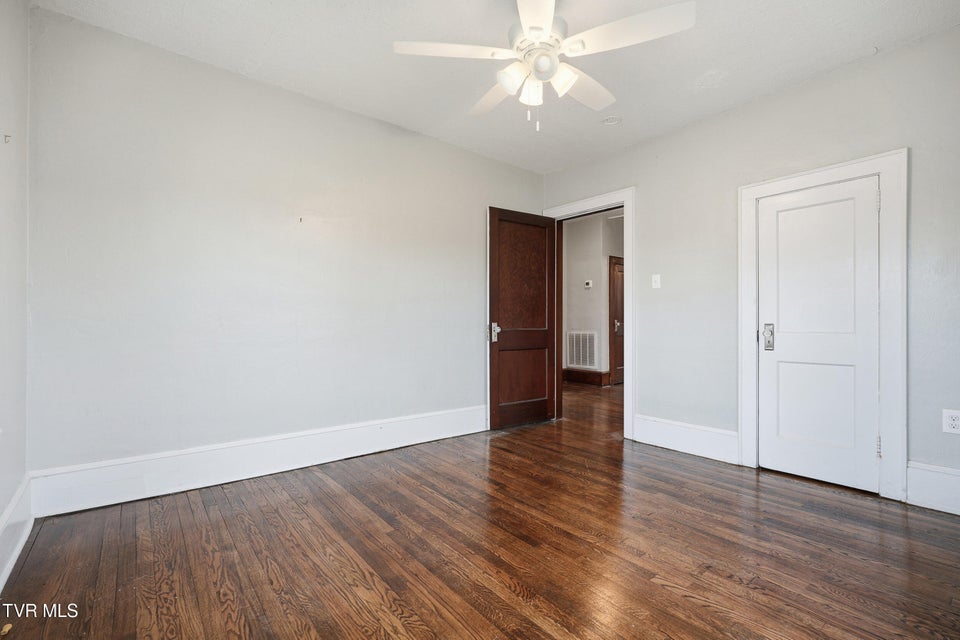 Photo #15: 1614 Broad Street