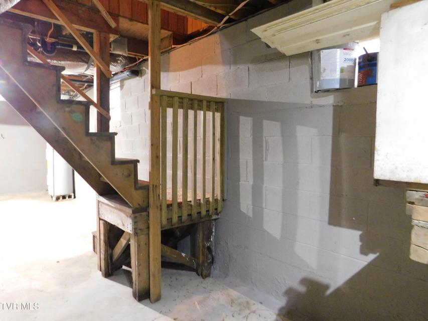 Photo #27: 2805 6th Avenue