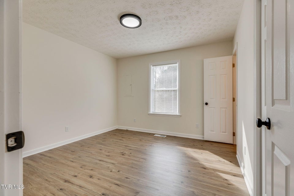 Photo #11: 323 Mountain Ash Drive