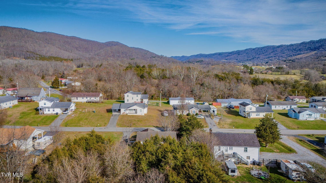 Photo #29: 323 Mountain Ash Drive