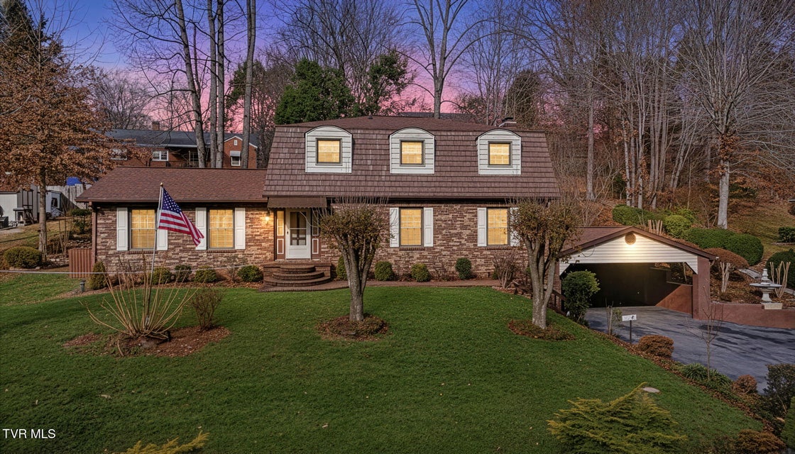 Photo #2: 557 Valley Avenue