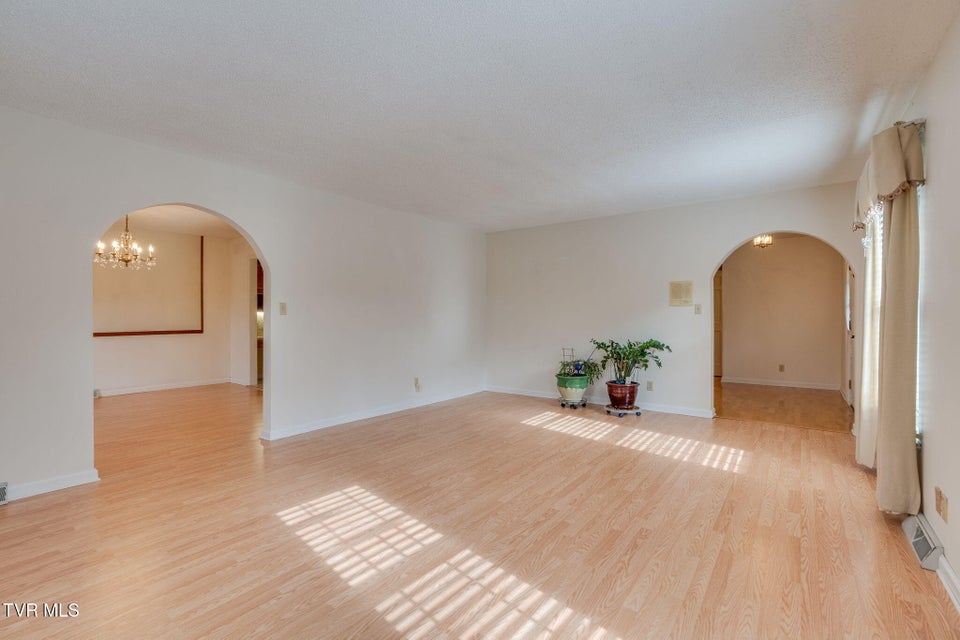 Photo #8: 557 Valley Avenue