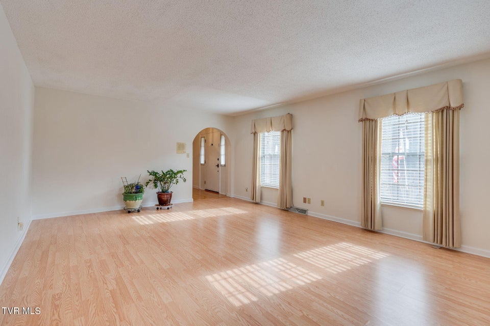 Photo #9: 557 Valley Avenue