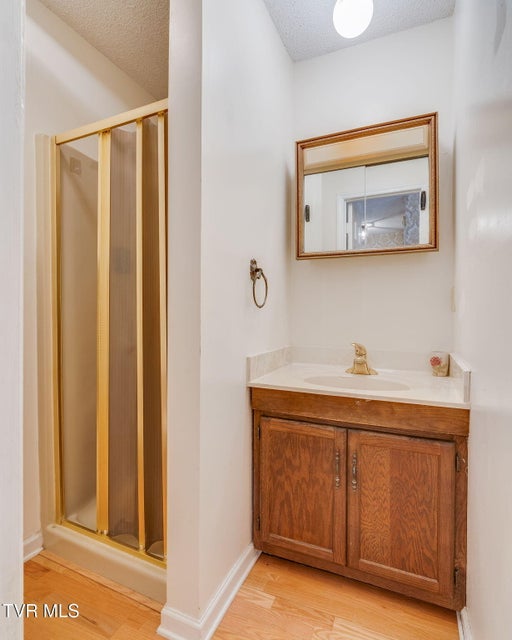 Photo #19: 557 Valley Avenue