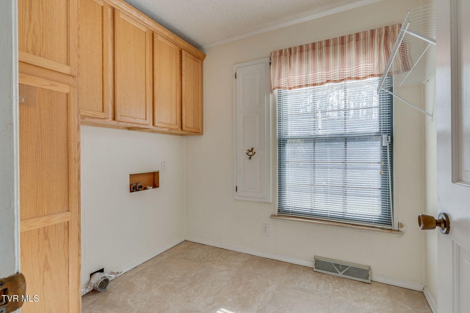 Photo #22: 557 Valley Avenue