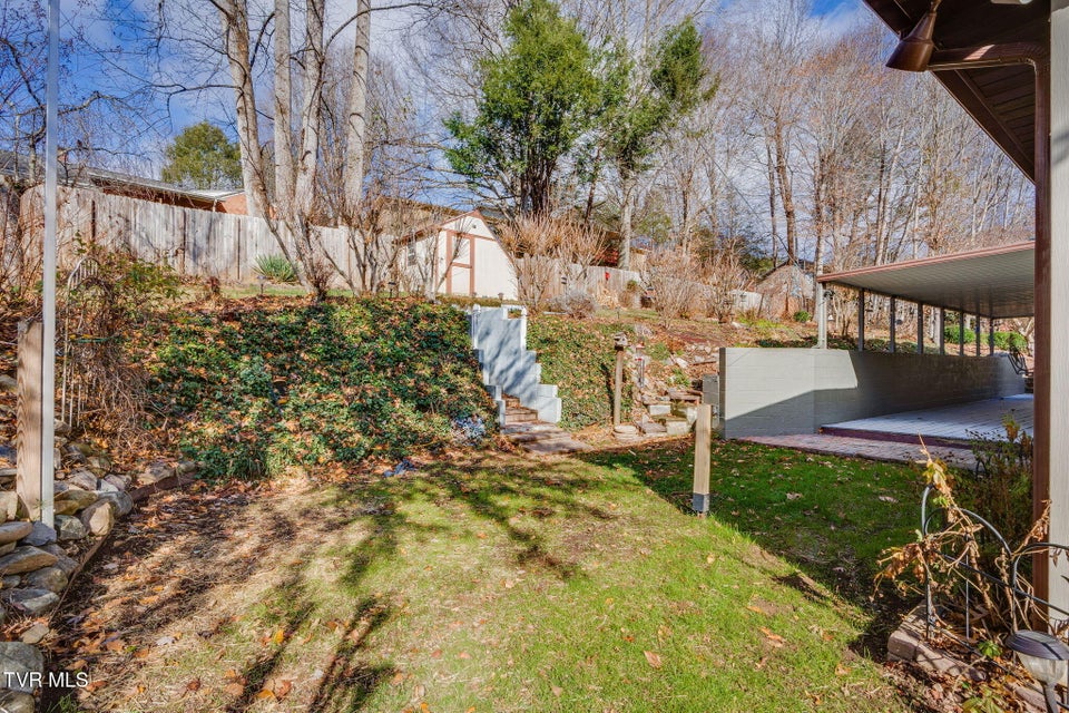 Photo #49: 557 Valley Avenue