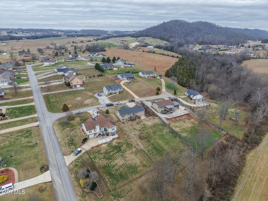 Photo #28: 44 Primrose Court