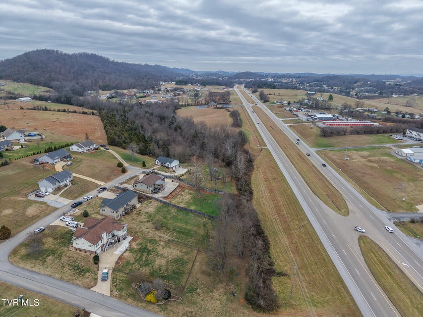 Photo #29: 44 Primrose Court