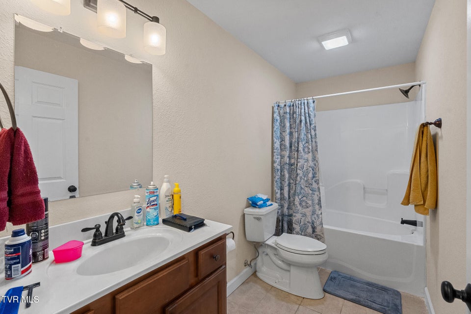 Photo #14: 44 Primrose Court