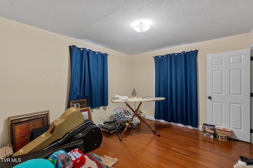 Photo #13: 44 Primrose Court