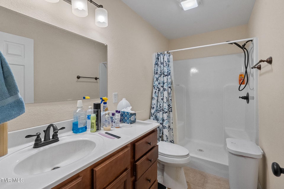 Photo #11: 44 Primrose Court