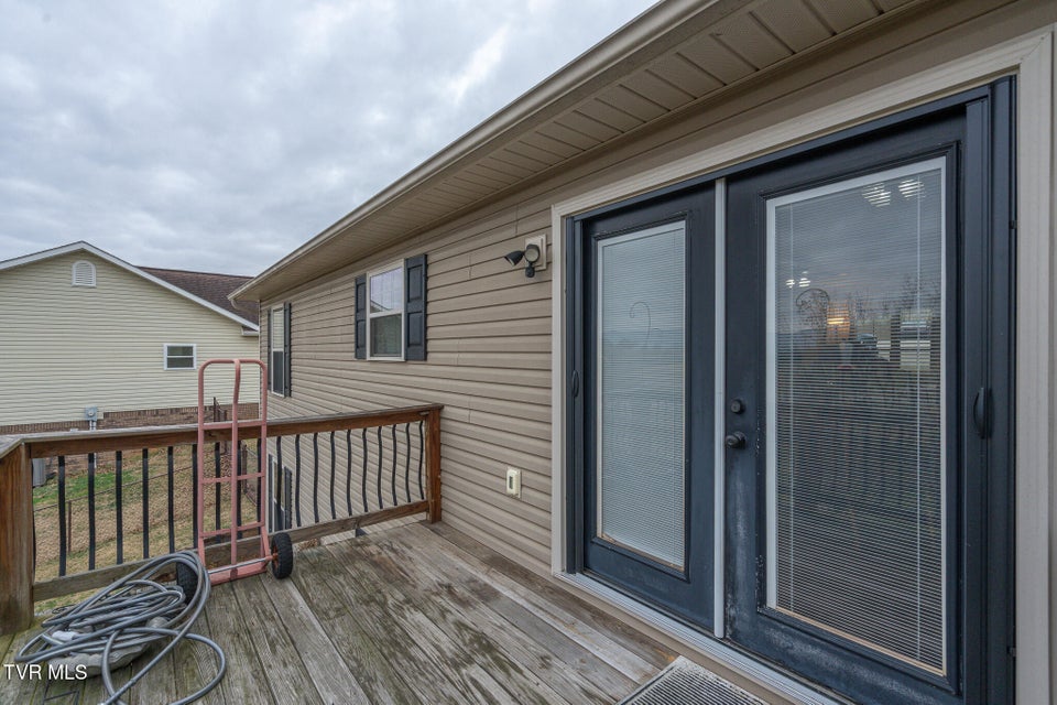 Photo #21: 44 Primrose Court