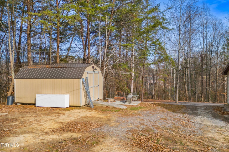 Photo #25: 211 Shady Lane Avenue