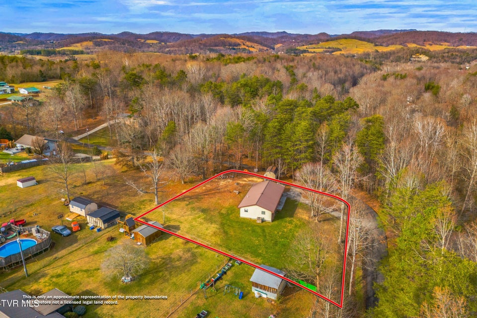 Photo #28: 211 Shady Lane Avenue