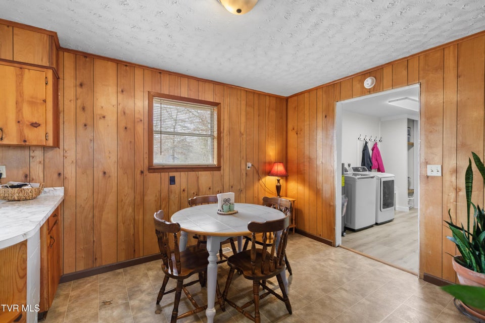 Photo #8: 211 Shady Lane Avenue